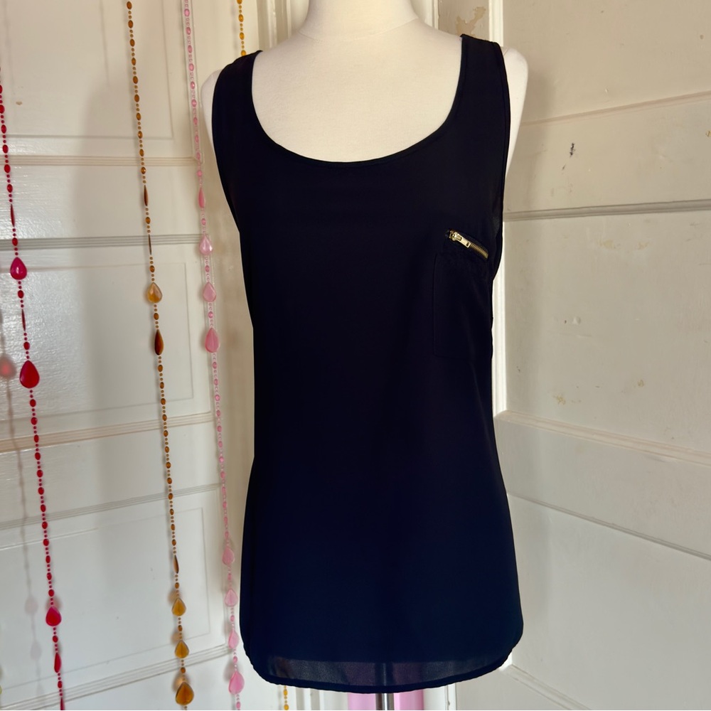 Ambiance Apparel Black Flowy Tank Top Gold Zipper Pocket Sleeveless Size 1X SALE